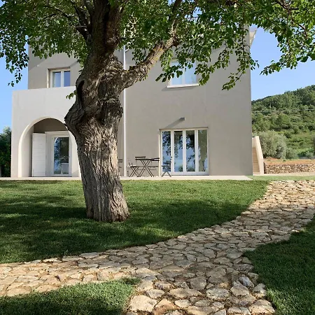 Tenute Librandi Agriturismo Station touristique