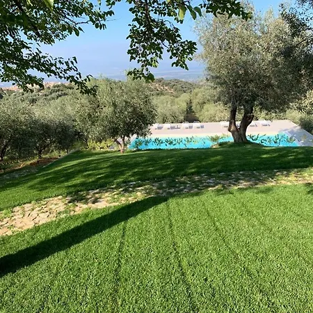 Tenute Librandi Agriturismo Vaccarizzo Albanese