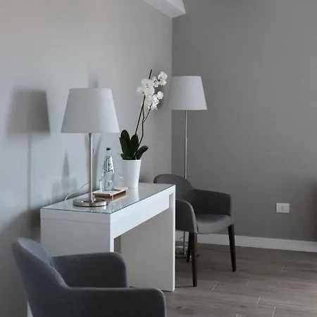 Tenute Librandi Agriturismo *