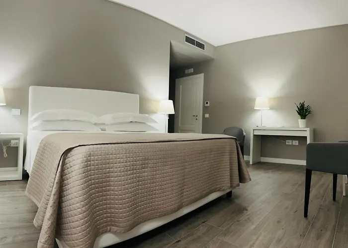 Tenute Librandi Agriturismo *